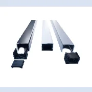 Ostalo Aluminijumska kanalica 30x20x2000/kom Crna cena – 15,00 € + PDV